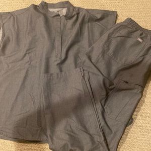 EUC FIGS SCRUB SET - Top is a size Small and Pants size Medium